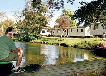 Lakeside Holiday Park