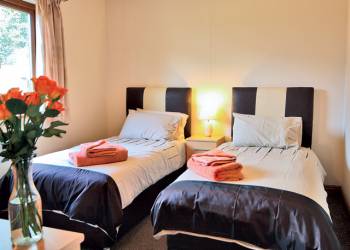 Heartsease Lodges