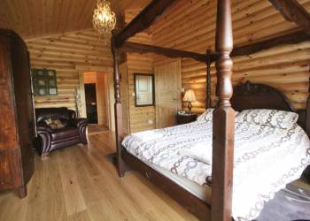 Duncrievie Log Cabins
