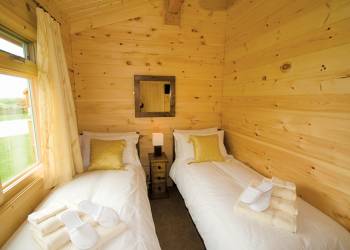 Oaklands Country Lodges